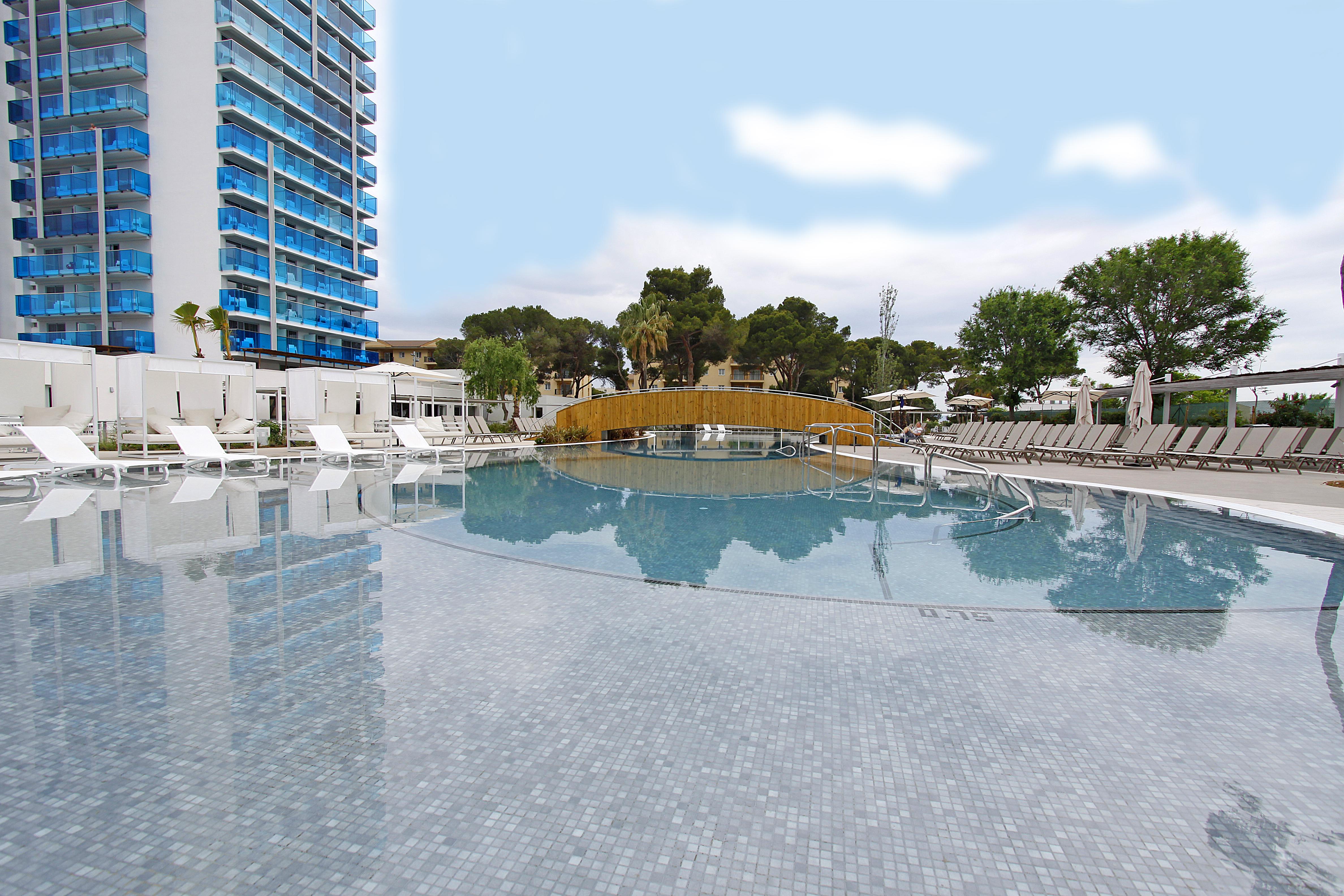 Bg Tonga Tower Hotel Can Picafort  Exterior photo